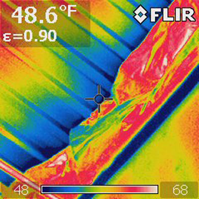 Infrared image of air leaks at rim