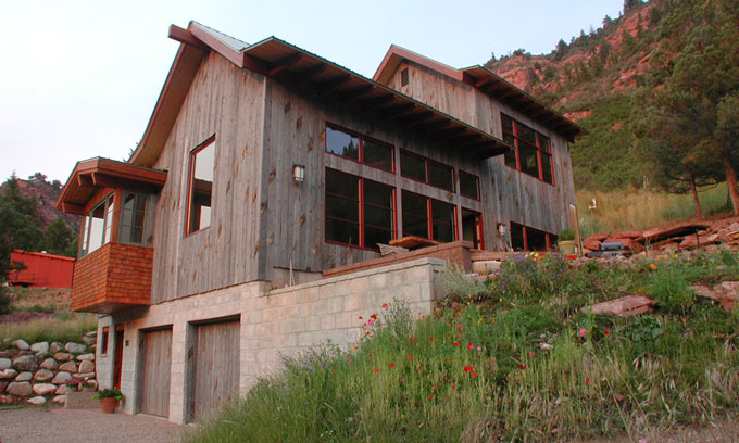 Mountainside Cabin1